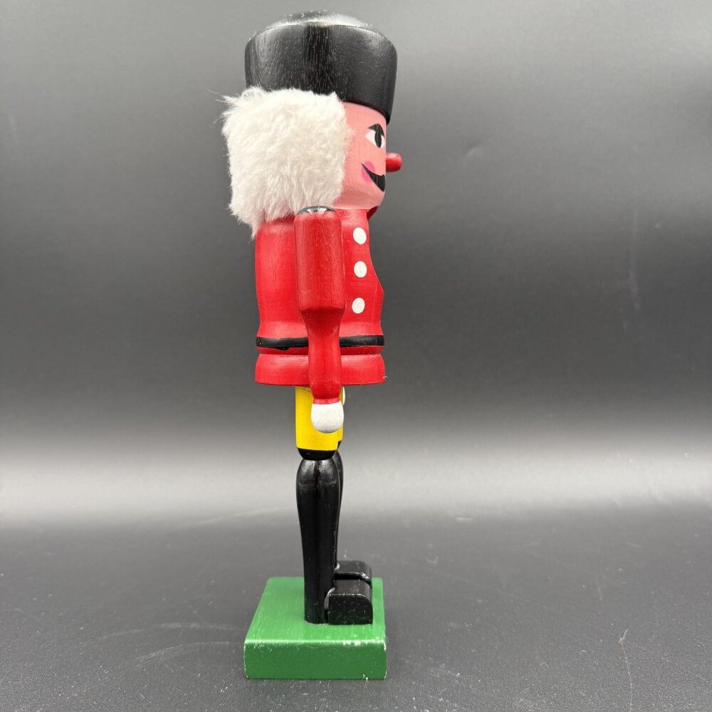 Nutcracker Soldier Wooden Sears and Roebuck Red/Yellow/Black‎ 10" Vtg - Picture 6 of 10